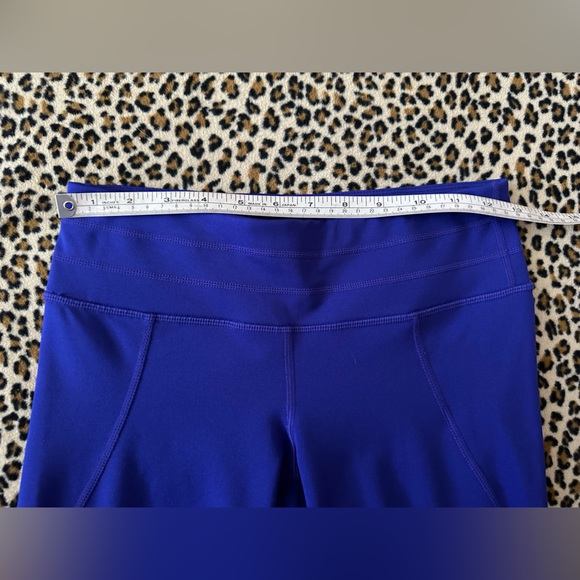 Athleta Leggings capri length blue sheer details - Picture 8 of 10